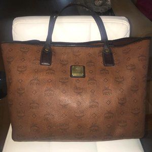 Chocolate mcm bag hotsell